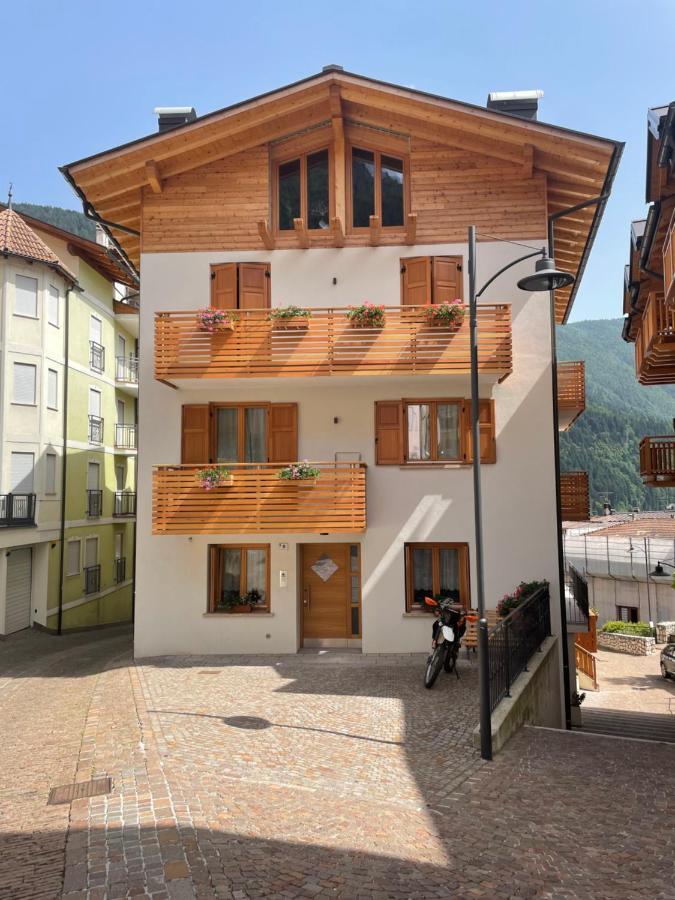 Appartement Casa Dei Tabachi à Molveno Extérieur photo